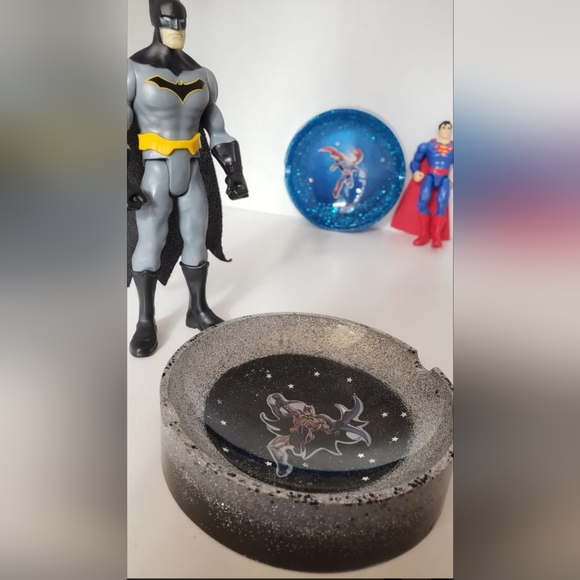 Batman Ashtray / Jewelry tray - Picture 1 of 5